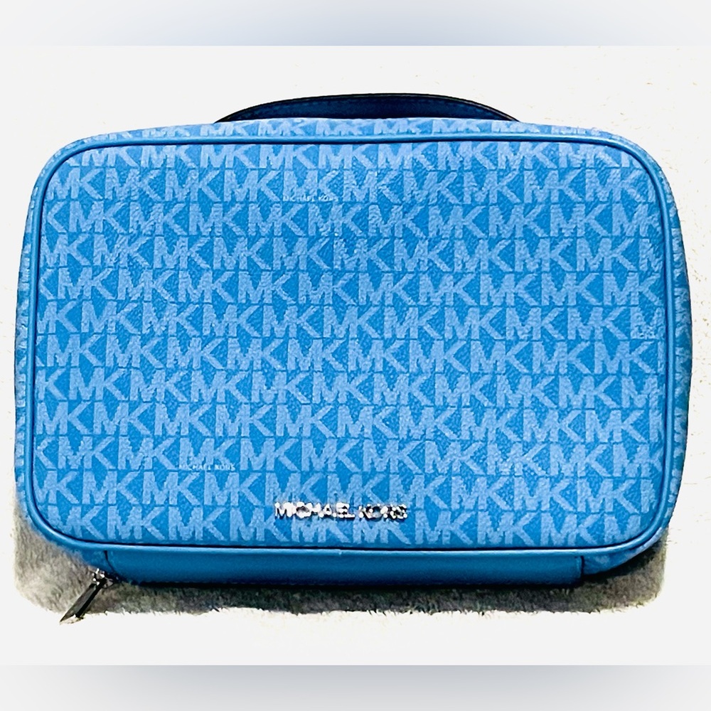 MICHAEL KORS jet set travel pouch